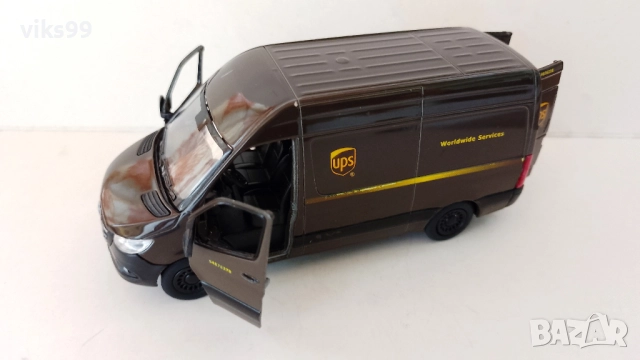 Метални колички Kinsmart, снимка 2 - Колекции - 52199001