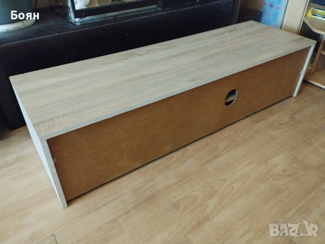 Тв шкаф бежав, снимка 3 - Шкафове - 53719091