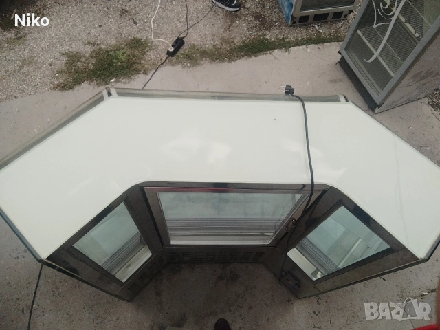 Хладилна витрина Showcase, снимка 6 - Хладилни витрини и фризери - 52053793