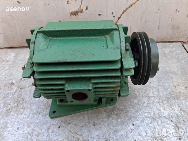 вакуум помпа, снимка 2 - Други машини и части - 50480256