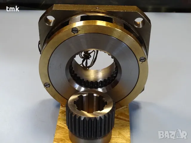 Съединител електромагнитен ETM-126 2H/2А(ЭТМ-126 2Н/2A) electromagnetic multi-plate clutch 24VDC, снимка 7 - Резервни части за машини - 47490336