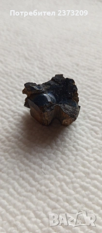 Естествен минерал(кристал) Гагат /Черен кехлибар, снимка 2 - Други ценни предмети - 53852251