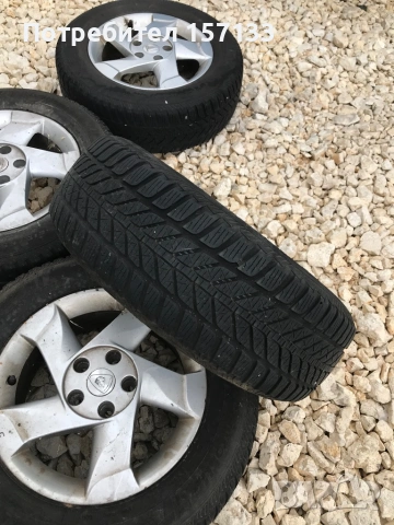 Джанти с гуми за Дачия Дъстър, снимка 2 - Гуми и джанти - 53046926