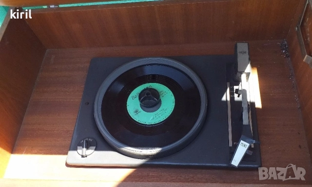 Музикалният шкаф Акорд 104, снимка 5 - Аудиосистеми - 53798025