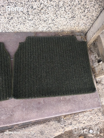 Оригинални зелени стелки за Мерцедес 124, снимка 4 - Аксесоари и консумативи - 53102857