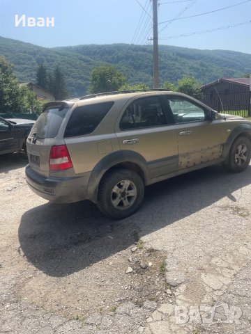 Киа Соренто 2.5црди за части, снимка 3 - Автомобили и джипове - 41661251