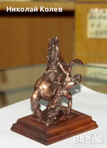 Статуетка-сувенир "Кон и ездач".Медна галванопластика., снимка 7 - Други ценни предмети - 48701900