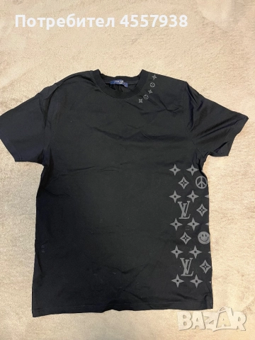 Тениска LV