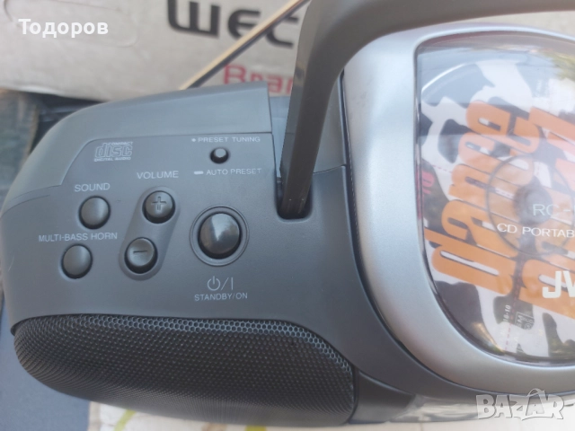 JVC RC-NX3 CD Portable System (CD/Tape/Tuner), снимка 3 - Радиокасетофони, транзистори - 51802781