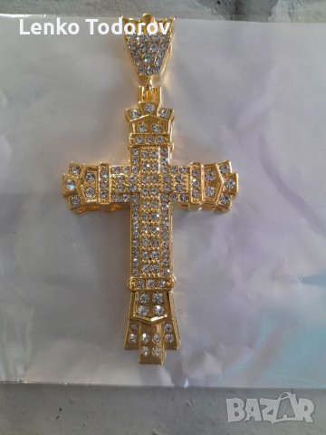Много красив кръст с камъни и синджир, снимка 6 - Колиета, медальони, синджири - 39915544
