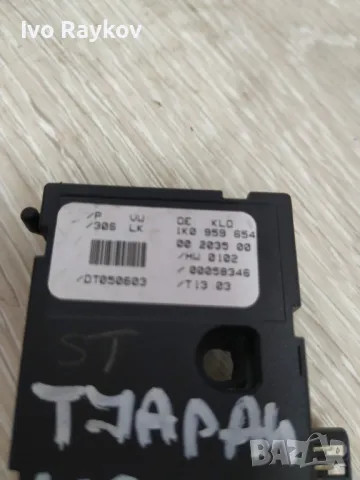 Сензор волан 1K0 959 654 за VW GOLF V , снимка 3 - Части - 49548696