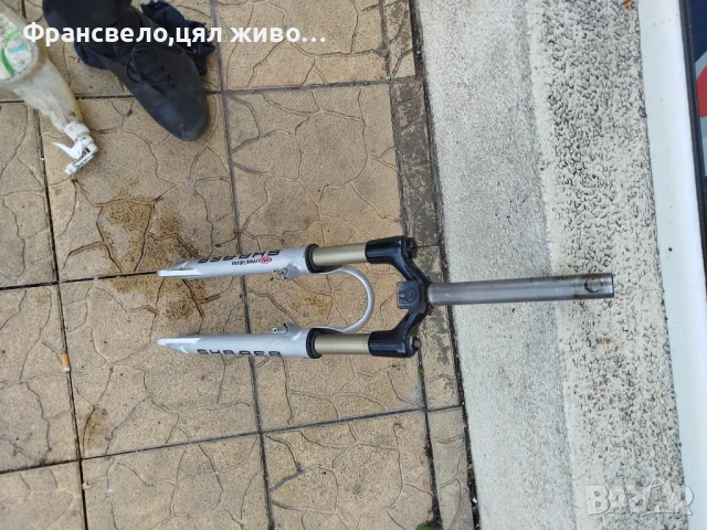 26 цола въздушна вилка за велосипед колело manitou всичко работи , снимка 1