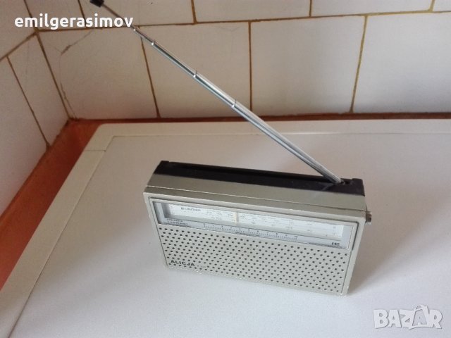  Старо радио UNITRA alicija r 202., снимка 5 - Антикварни и старинни предмети - 34688876