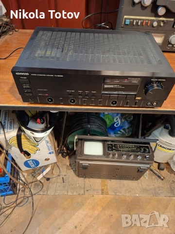 Продава се усилвател Kenwood KA-880SD. 
