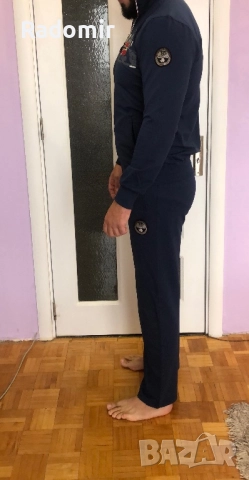 Оригинален екип Napapijri, снимка 3 - Спортни дрехи, екипи - 52882604