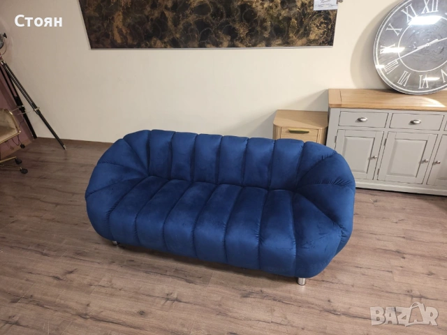 Син диван тройка от плат кадифе, снимка 12 - Дивани и мека мебел - 53716558