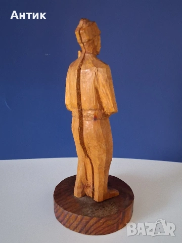 Стара Българска Дърворезба Гъдулар от Соца , снимка 7 - Други ценни предмети - 53644489