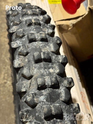 Предна ендуро гума 90-90-21, снимка 2 - Гуми и джанти - 53027765