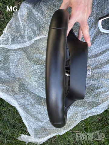 Волан с подгрев и вибрация BMW G20 2022, снимка 3 - Части - 53835893