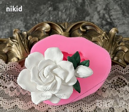 Божур с пъпка и листа цвете силиконов молд форма фондан гипс свещ декор, снимка 2 - Форми - 41688245