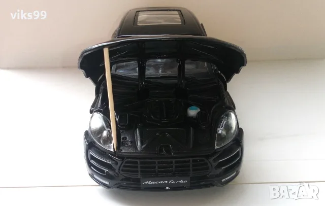 Метална количка Bburago Porsche Macan Мащаб 1:24, снимка 8 - Колекции - 55854051