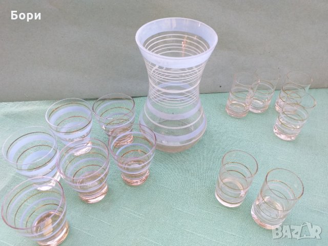 Български Сервиз от 1970г Гарафа и чаши, снимка 9 - Чаши - 34057206