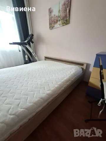Легло с матрак / спалня