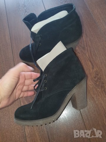 Боти ест.кожа и велур N38 Нови, снимка 2 - Дамски боти - 41631170