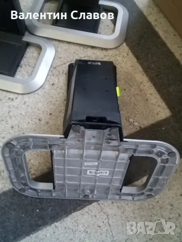 Стойки за монитор или телевизор , снимка 2 - Стойки, 3D очила, аксесоари - 49976090