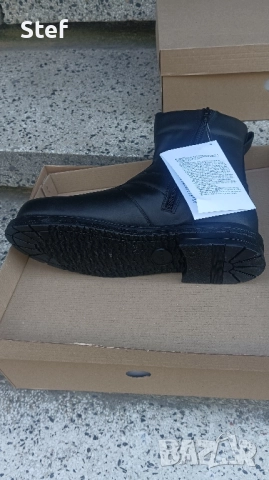 униформени обувки -зимни 42, снимка 4 - Мъжки боти - 51476025