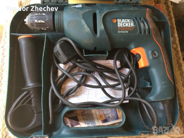 Английска ударна бормашина Black&Decker KR700CRE-700W, снимка 2 - Бормашини - 41472308