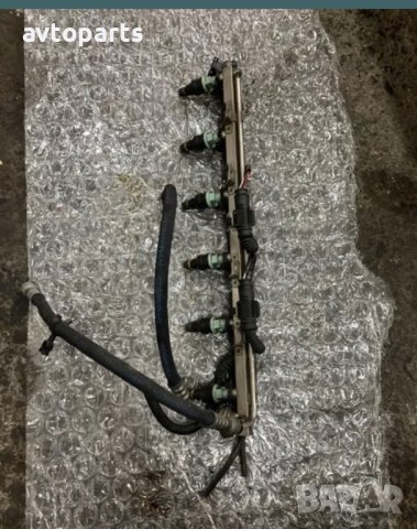 Bmw e39 2.5i 170ks Горивна рейка с дюзи
