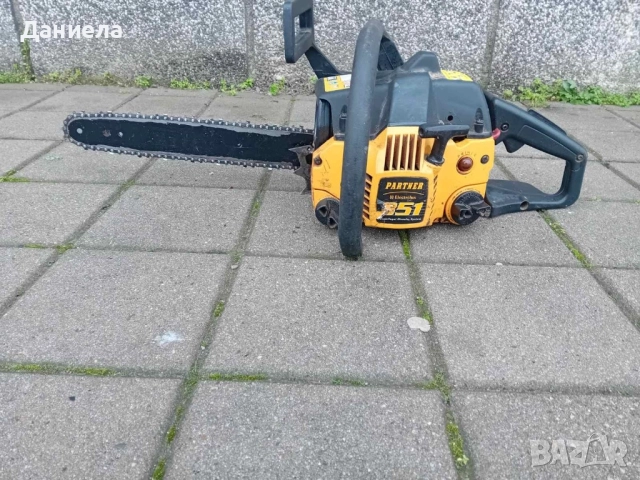 Моторна резачка PARTNER 351