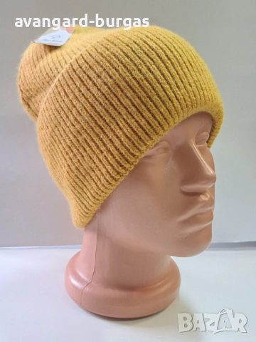 334 Дамска плетена шапка,ангора-бутикова, снимка 2 - Шапки - 52537870