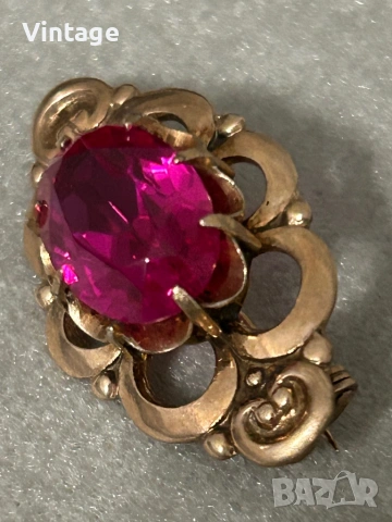 Антикварна съветска сребърна позлатена брошка с рубин , снимка 4 - Колиета, медальони, синджири - 53328876