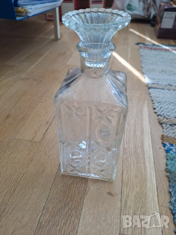 Стъклена гарафа шише за ракия или друг алкохол, снимка 2 - Прибори за хранене, готвене и сервиране - 50892010