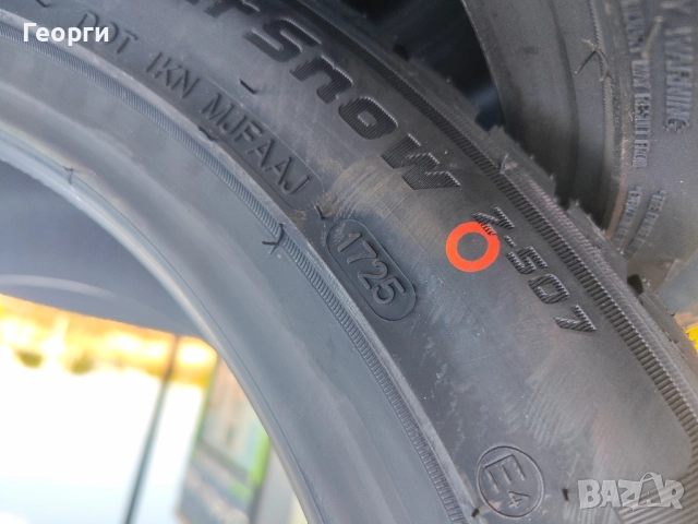 Зимни гуми 235/45/17 Goodride, снимка 2 - Гуми и джанти - 51859345