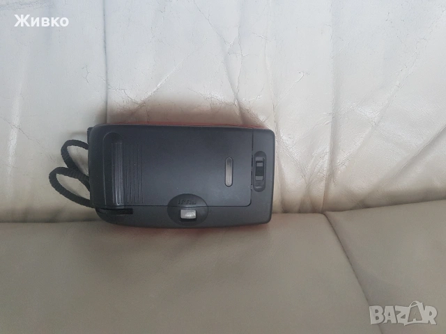 Продавам фотоапарат FUJI от90 години., снимка 3 - Фотоапарати - 53632496