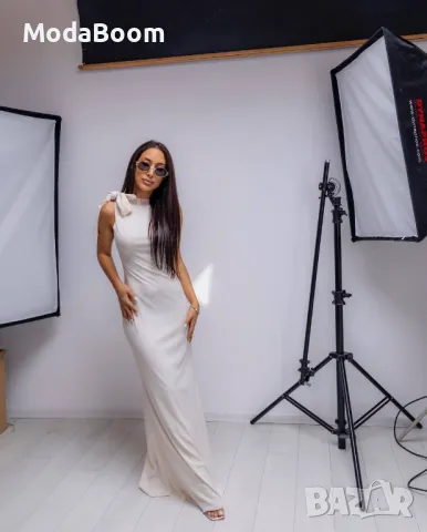 Дълга бяла дамска рокля , снимка 2 - Рокли - 47519915