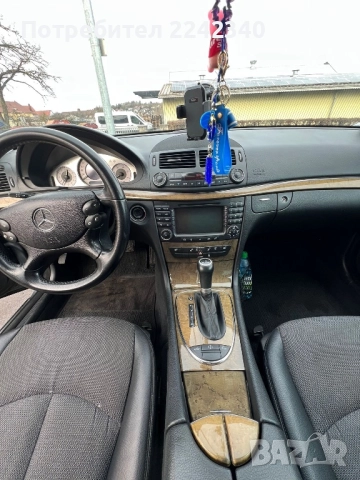Mercedes Benz E320 Avantgarde , снимка 16 - Автомобили и джипове - 51646481