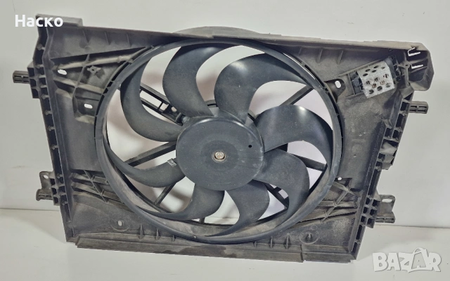 Перка за Охлаждане Радиатор Dacia Dokker 1.6 102 к.с. H4M Дачиа Докер 214816436R, снимка 2 - Части - 53846452