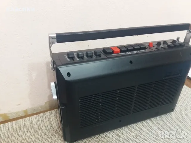 Радиокасетофон SABA., снимка 8 - Радиокасетофони, транзистори - 56067550