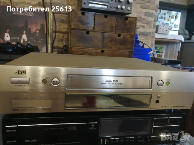 JVC HR-S9500, снимка 10 - Плейъри, домашно кино, прожектори - 51791290