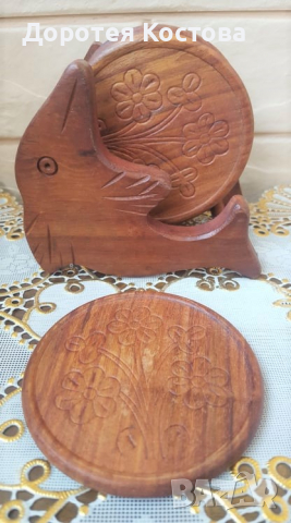 Красиви дървени подложки за чаши с поставка делфин, снимка 2 - Антикварни и старинни предмети - 36150747