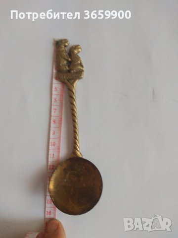 Старинна медна лъжица с гравюра, снимка 5 - Антикварни и старинни предмети - 40046136
