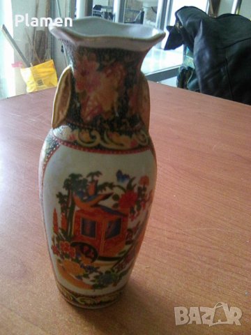 Красива китайска вазичка изрисувана с традиционна китайска живопис, снимка 1