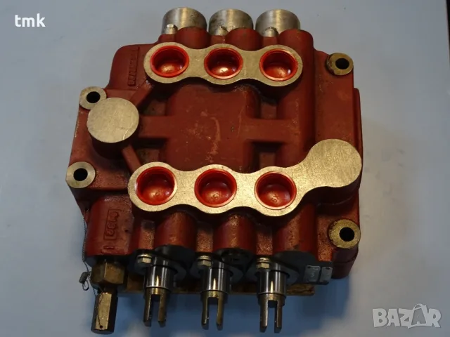 Хидравличен разпределител WARYNSKI HAMWORTHY NR R11093D1VR3 hydraulic control valve, снимка 7 - Резервни части за машини - 55920498