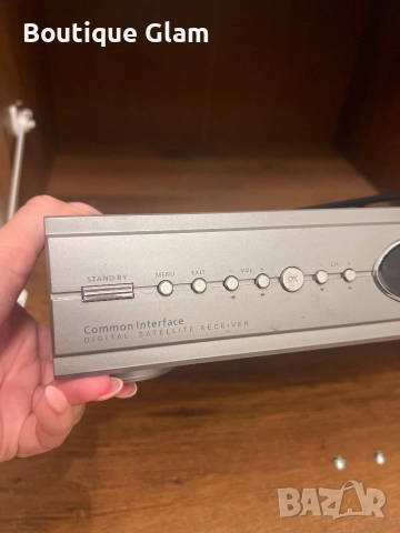 Сателитен приемник common interface, снимка 2 - Приемници и антени - 52666612