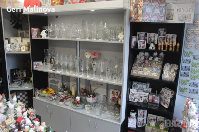 Продавам обзавеждане за магазин./Търговско оборудване/, снимка 2 - Оборудване за магазин - 52582099