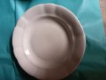 Бели  порцеланови чинии-ретро, снимка 1